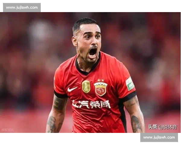 莱昂纳多瘸腿登大巴：海港争冠遇致命一击？